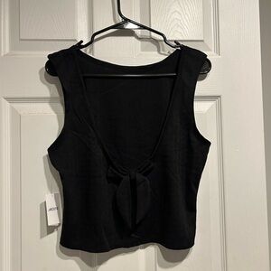 Black Sleeveless Low Back Bow Top